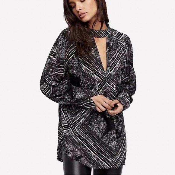 Free People Top - Small ? - Picture 3 of 9